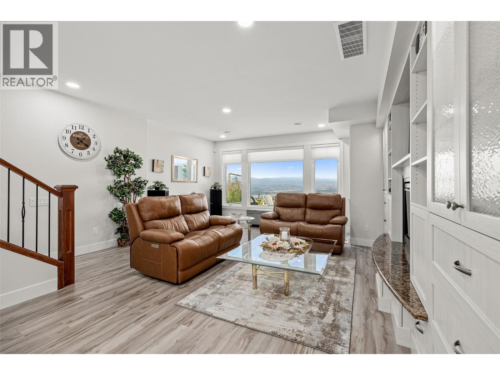 1824 Tower Ranch Boulevard, Kelowna, British Columbia  V1P 1R1 - Photo 37 - 10320107