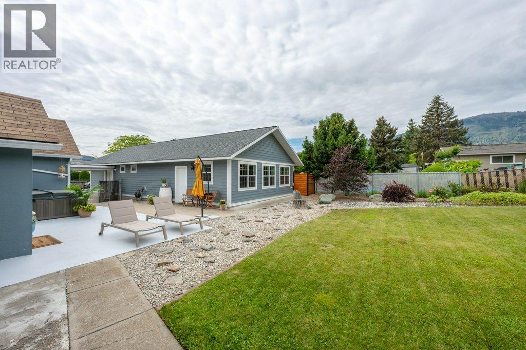 860 Fairview Road, Oliver, British Columbia  V0H 1T6 - Photo 4 - 10403687
