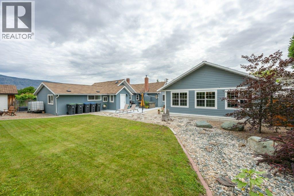 860 Fairview Road, Oliver, British Columbia  V0H 1T6 - Photo 5 - 10403687