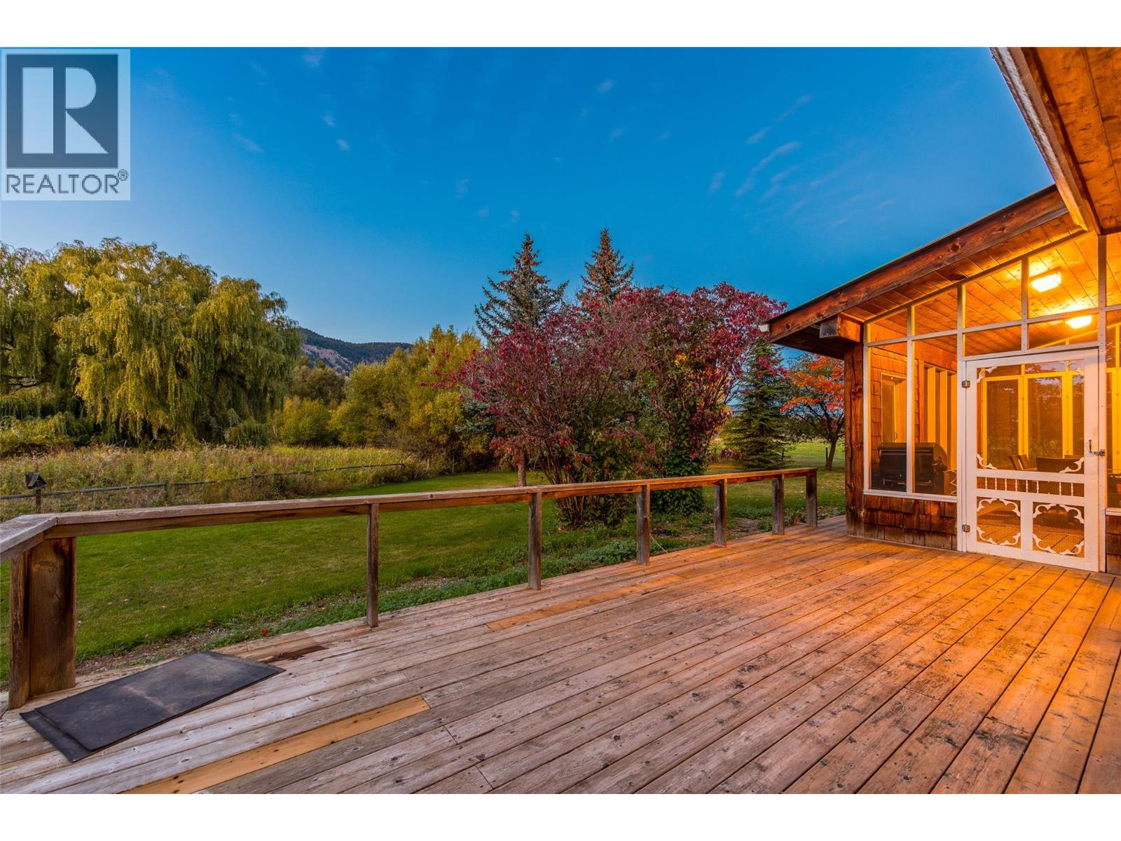 7001 Learmouth Road, Coldstream, British Columbia  V1B 3H1 - Photo 3 - 10400554