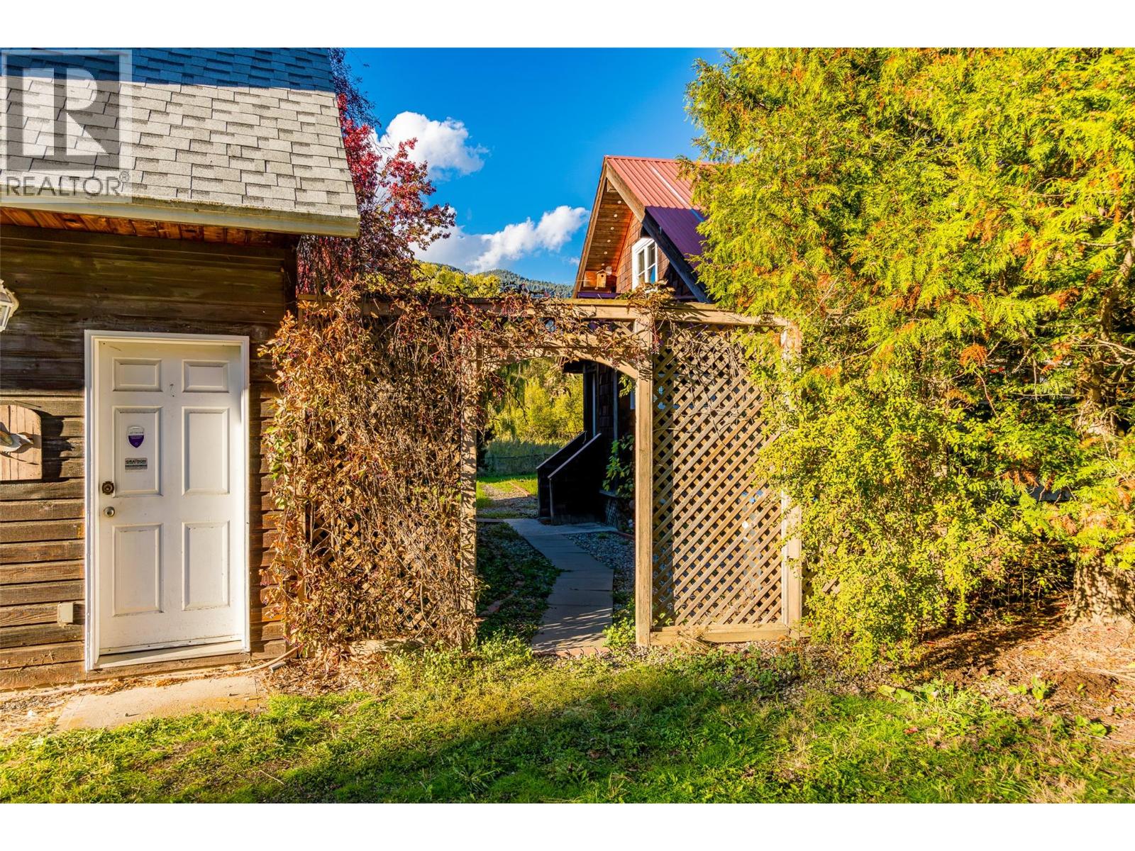 7001 Learmouth Road, Coldstream, British Columbia  V1B 3H1 - Photo 47 - 10400554