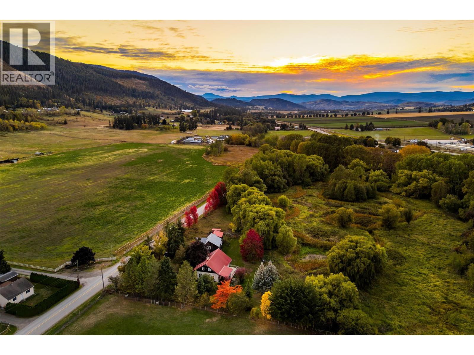 7001 Learmouth Road, Coldstream, British Columbia  V1B 3H1 - Photo 8 - 10400554