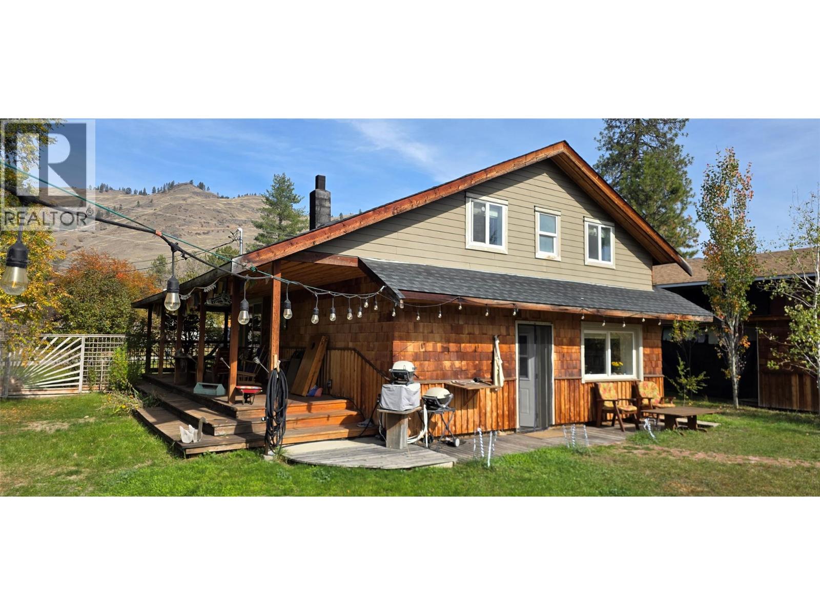 468 Sixth Avenue, Midway, British Columbia  V0H 1M0 - Photo 1 - 10403780