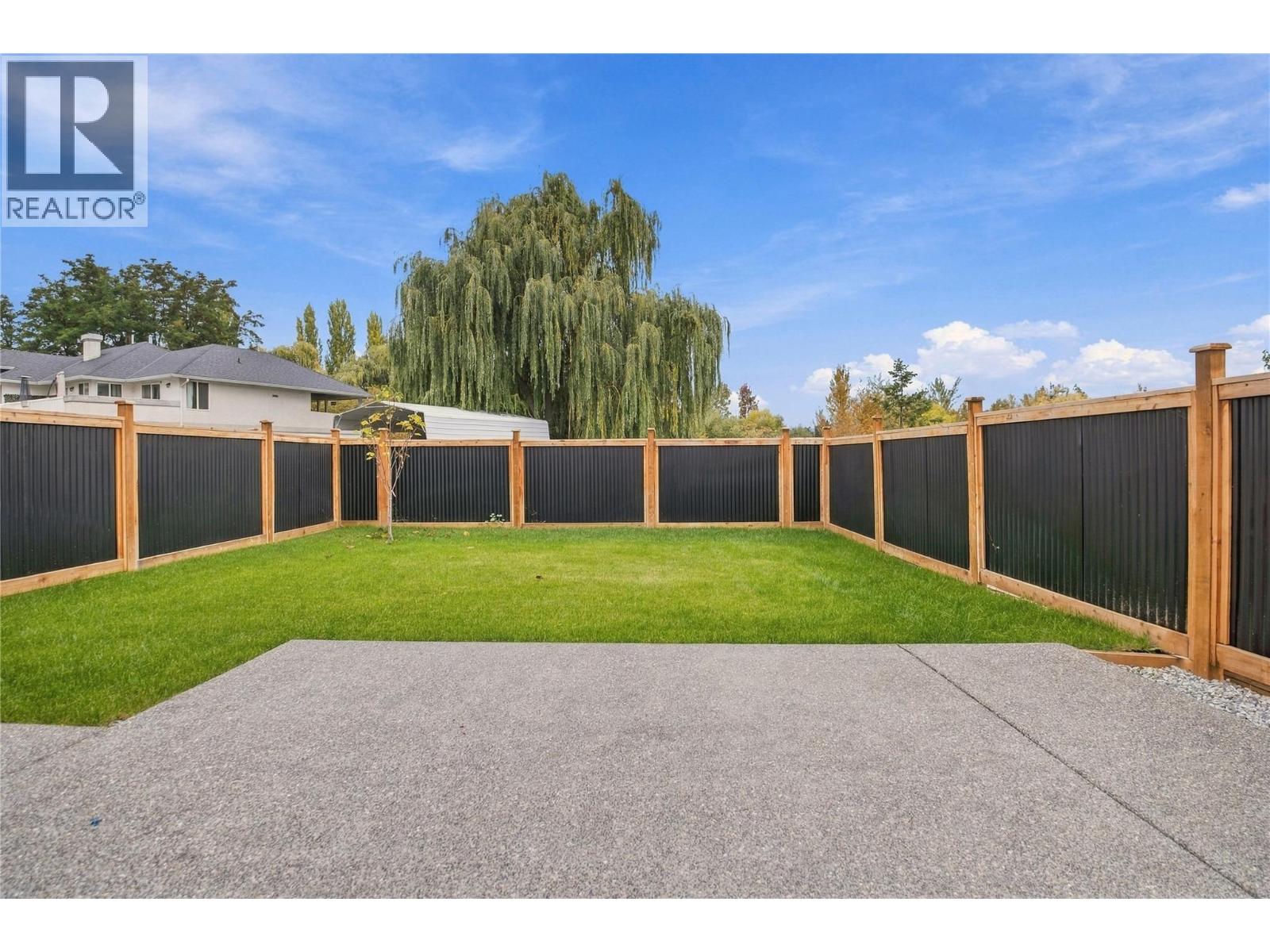 302 Sumac Road W, Kelowna, British Columbia  V1X 6W8 - Photo 36 - 10403662