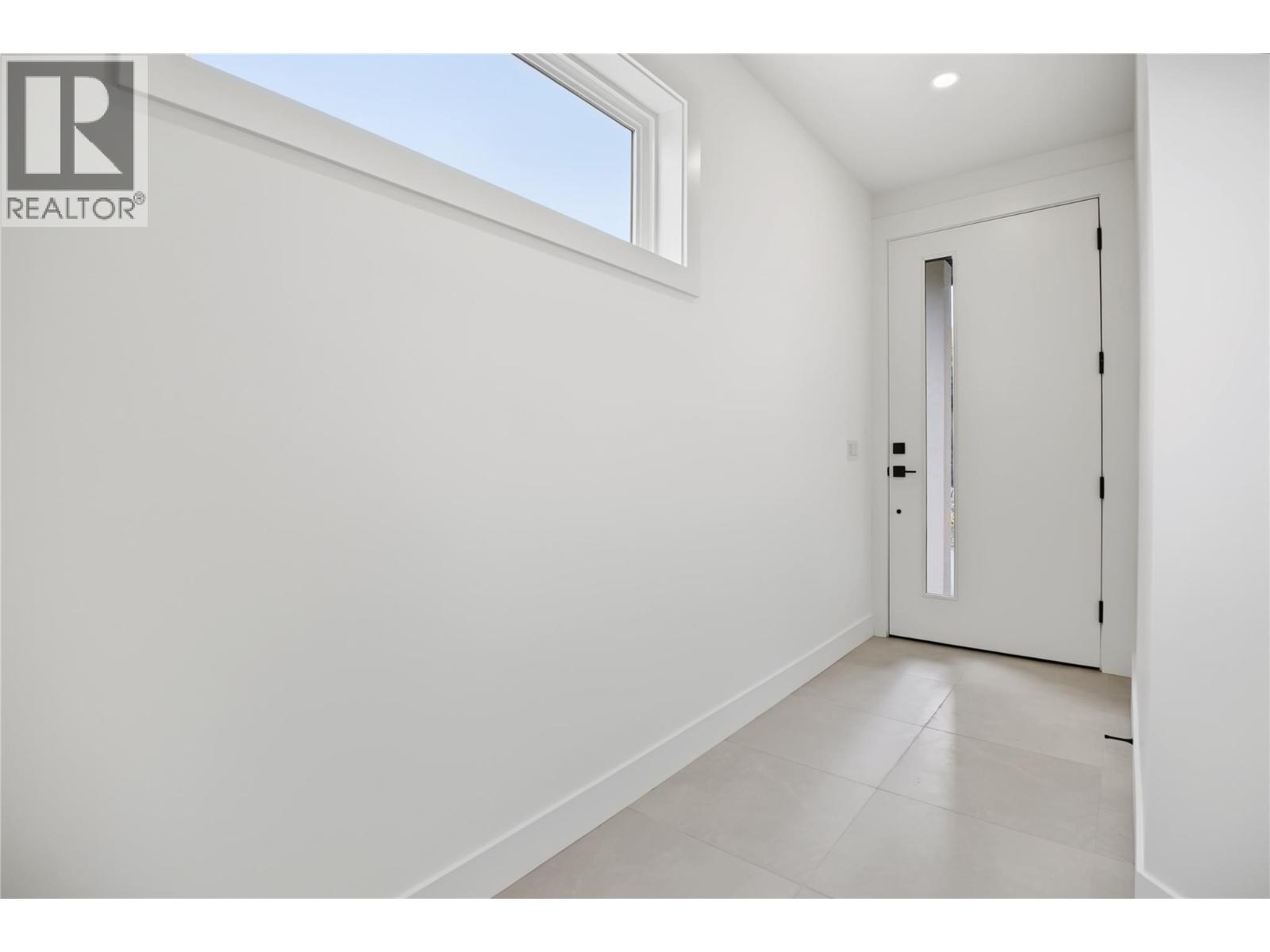 302 Sumac Road W, Kelowna, British Columbia  V1X 6W8 - Photo 8 - 10403662
