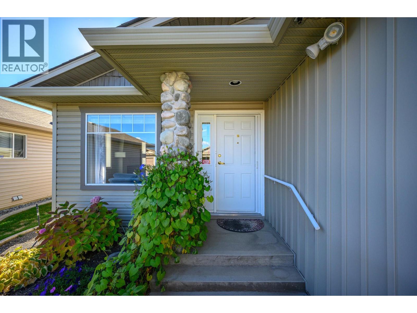 5888 Okanagan Landing Road Unit# 30, Vernon, British Columbia  V1H 1S2 - Photo 1 - 10403734