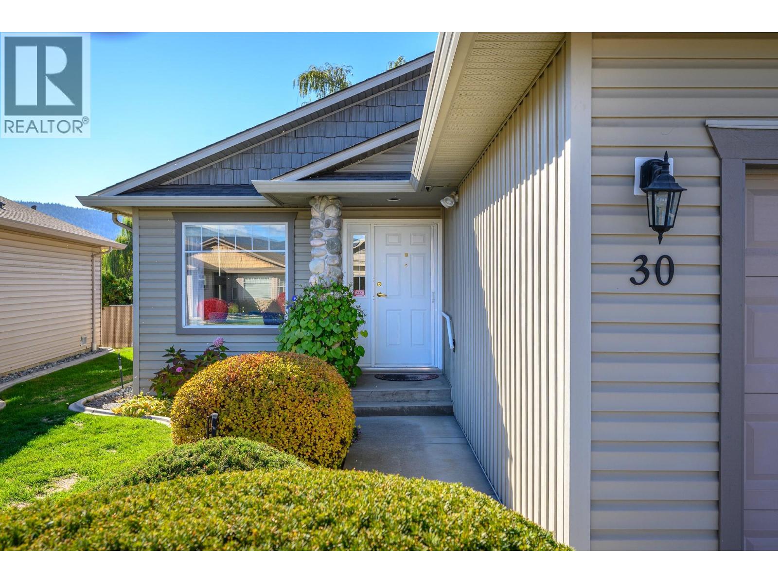 5888 Okanagan Landing Road Unit# 30, Vernon, British Columbia  V1H 1S2 - Photo 3 - 10403734
