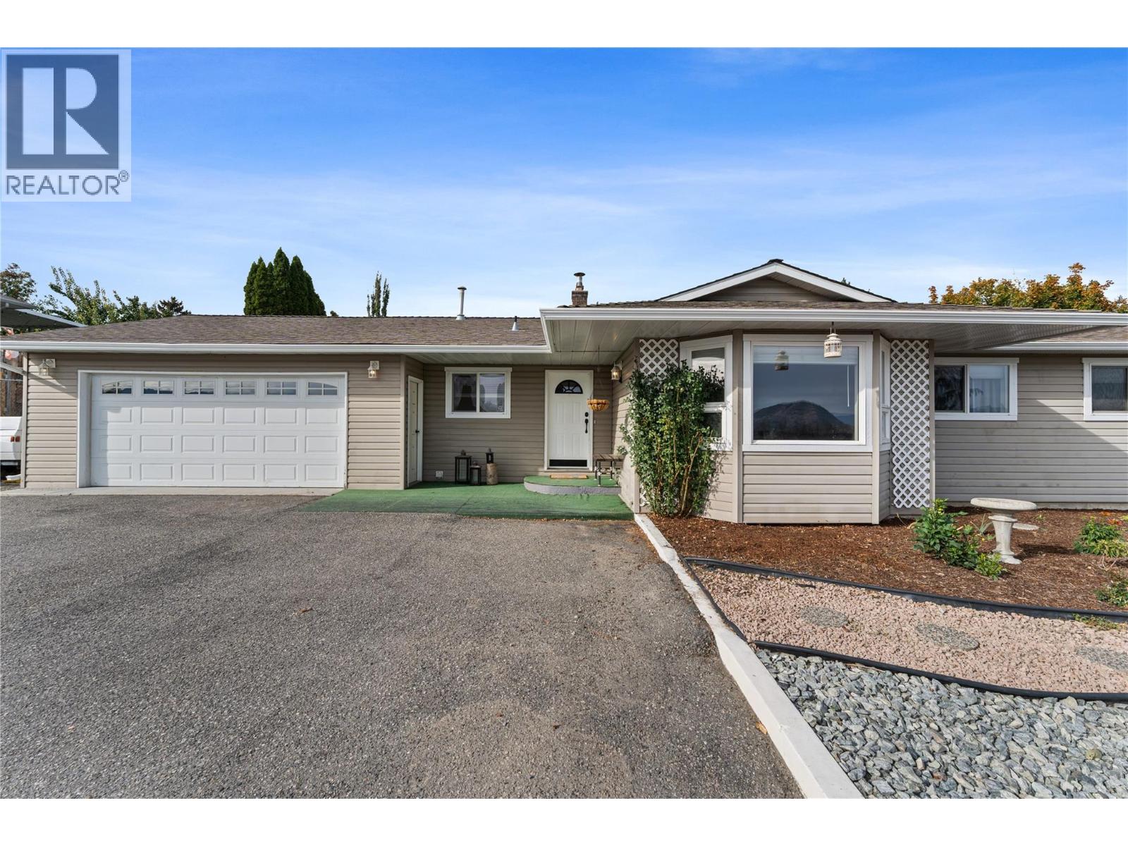 3772 Glenway Road, West Kelowna, British Columbia  V4T 1E3 - Photo 1 - 10403450