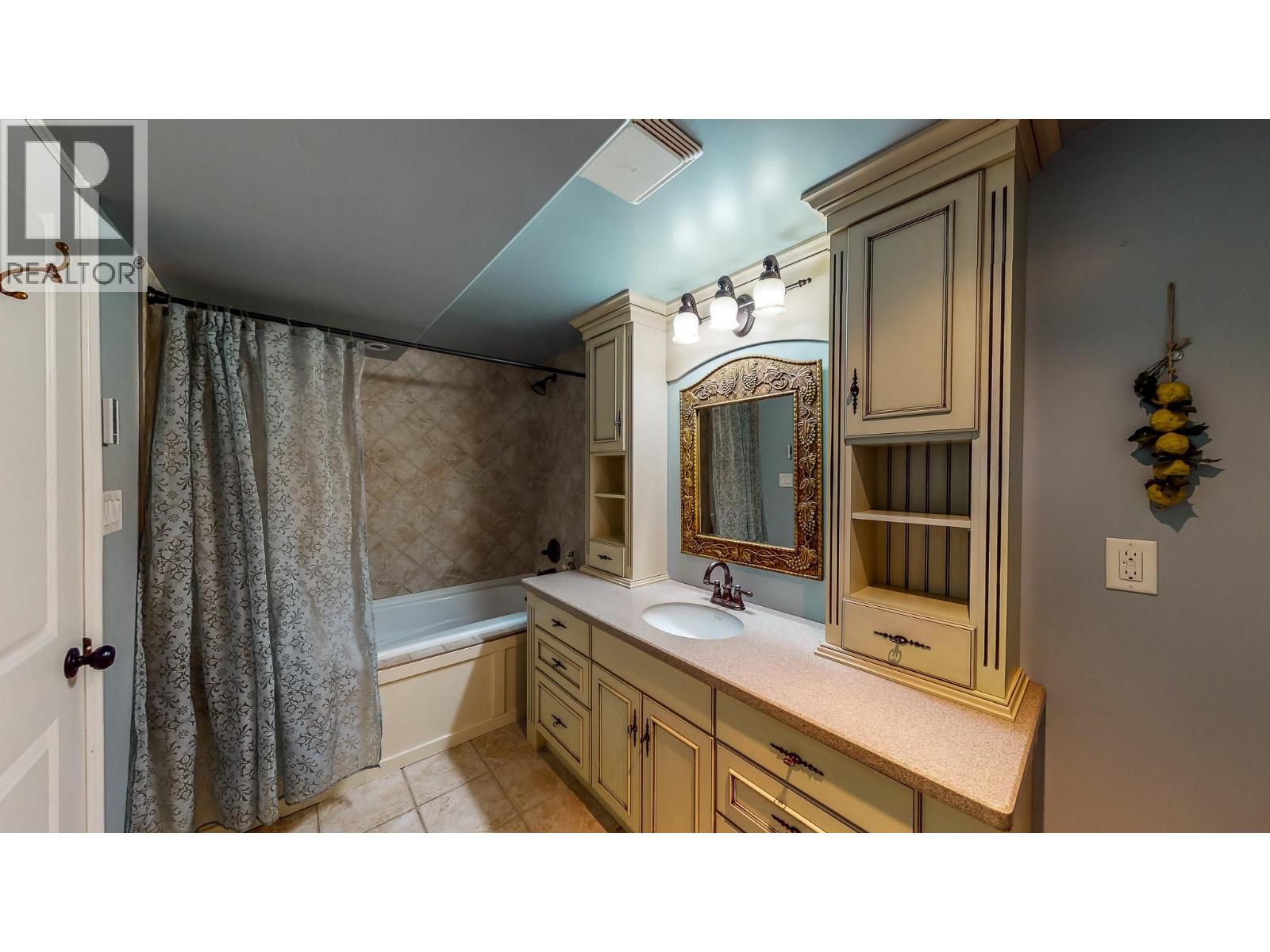 1143 Highway 3, Cawston, British Columbia  V0X 1C3 - Photo 19 - 10403703