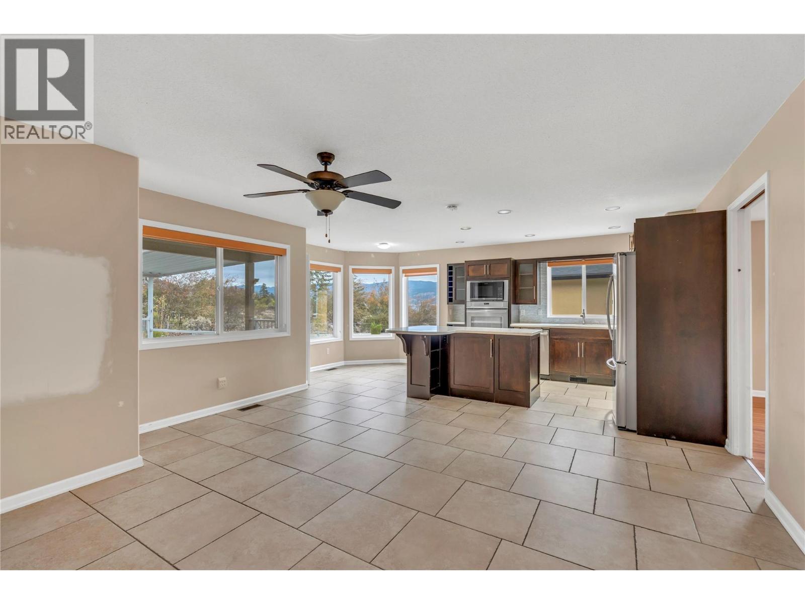 448 Ridge Place, Penticton, British Columbia  V2A 8N7 - Photo 15 - 10403606