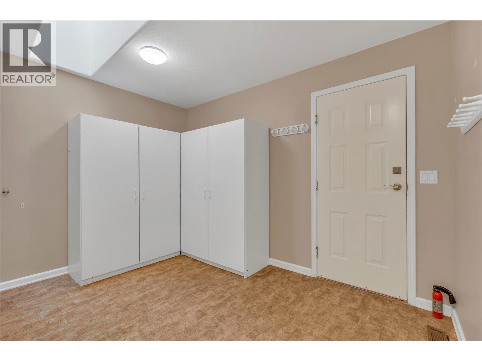 448 Ridge Place, Penticton, British Columbia  V2A 8N7 - Photo 29 - 10403606
