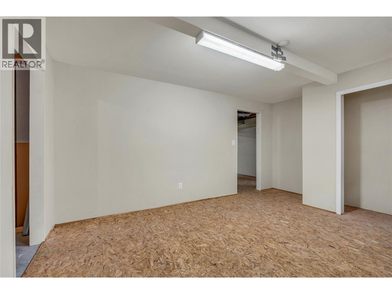 448 Ridge Place, Penticton, British Columbia  V2A 8N7 - Photo 45 - 10403606