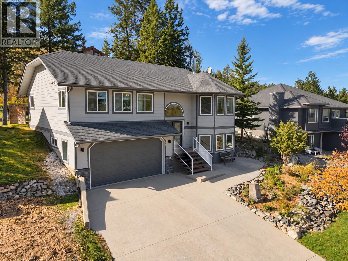781 Westridge Drive, Invermere, British Columbia  V0A 1K4 - Photo 1 - 10403481