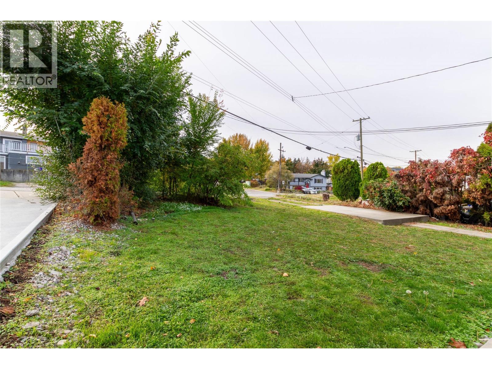 3815 Okanagan Avenue, Vernon, British Columbia  V1T 1K7 - Photo 37 - 10403724