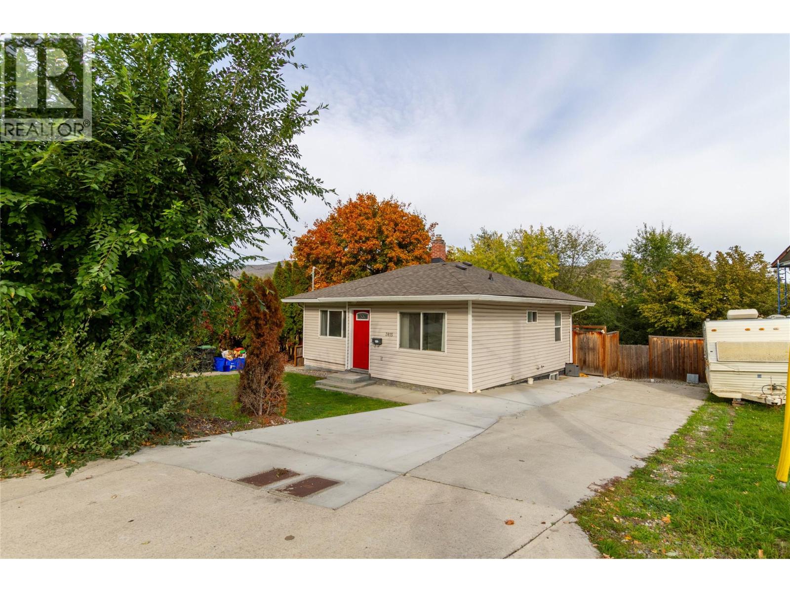 3815 Okanagan Avenue, Vernon, British Columbia  V1T 1K7 - Photo 38 - 10403724