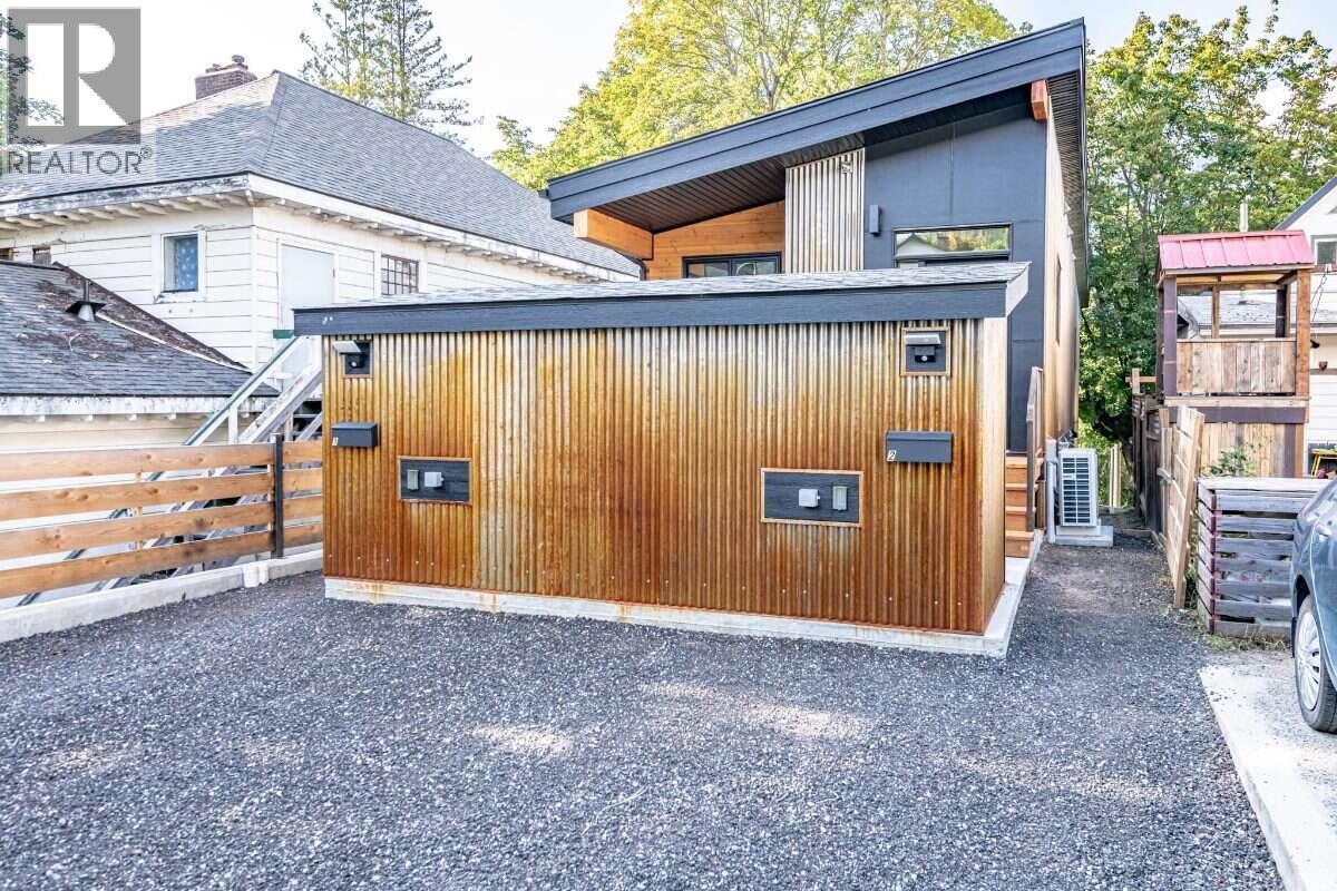 916 Carbonate Street Unit# 1, Nelson, British Columbia  V1L 4R4 - Photo 3 - 10403826