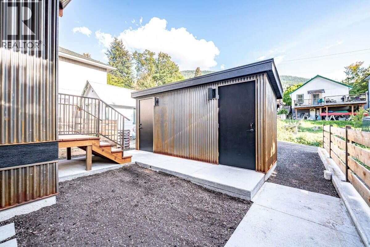 916 Carbonate Street Unit# 1, Nelson, British Columbia  V1L 4R4 - Photo 4 - 10403826