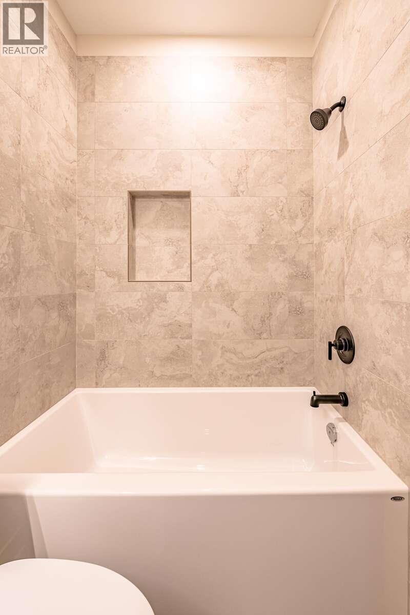 916 Carbonate Street Unit# 1, Nelson, British Columbia  V1L 4R4 - Photo 9 - 10403826