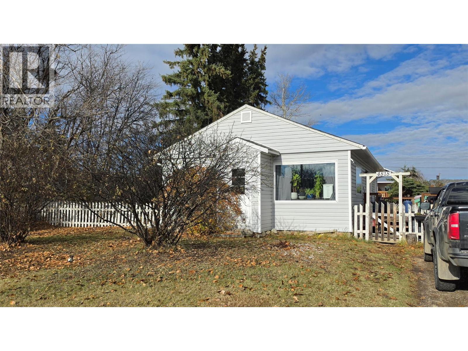 4818 / 4820 49 Avenue, Pouce Coupe, British Columbia  V0C 2C0 - Photo 1 - 10403822