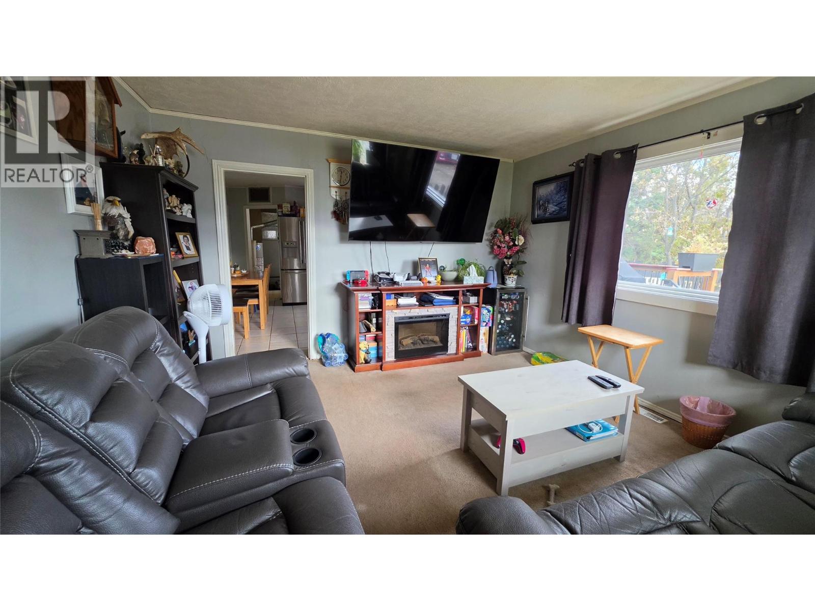 4818 / 4820 49 Avenue, Pouce Coupe, British Columbia  V0C 2C0 - Photo 7 - 10403822