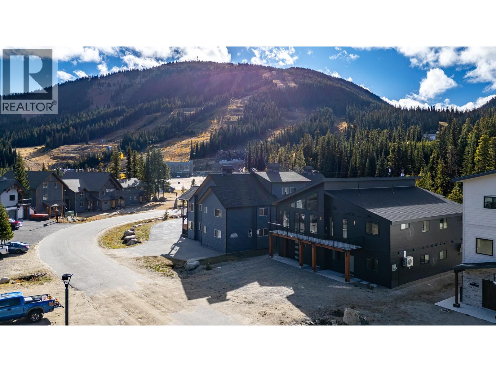 134 Clearview Crescent, Apex Mountain, British Columbia  V0X 1K0 - Photo 1 - 10403679