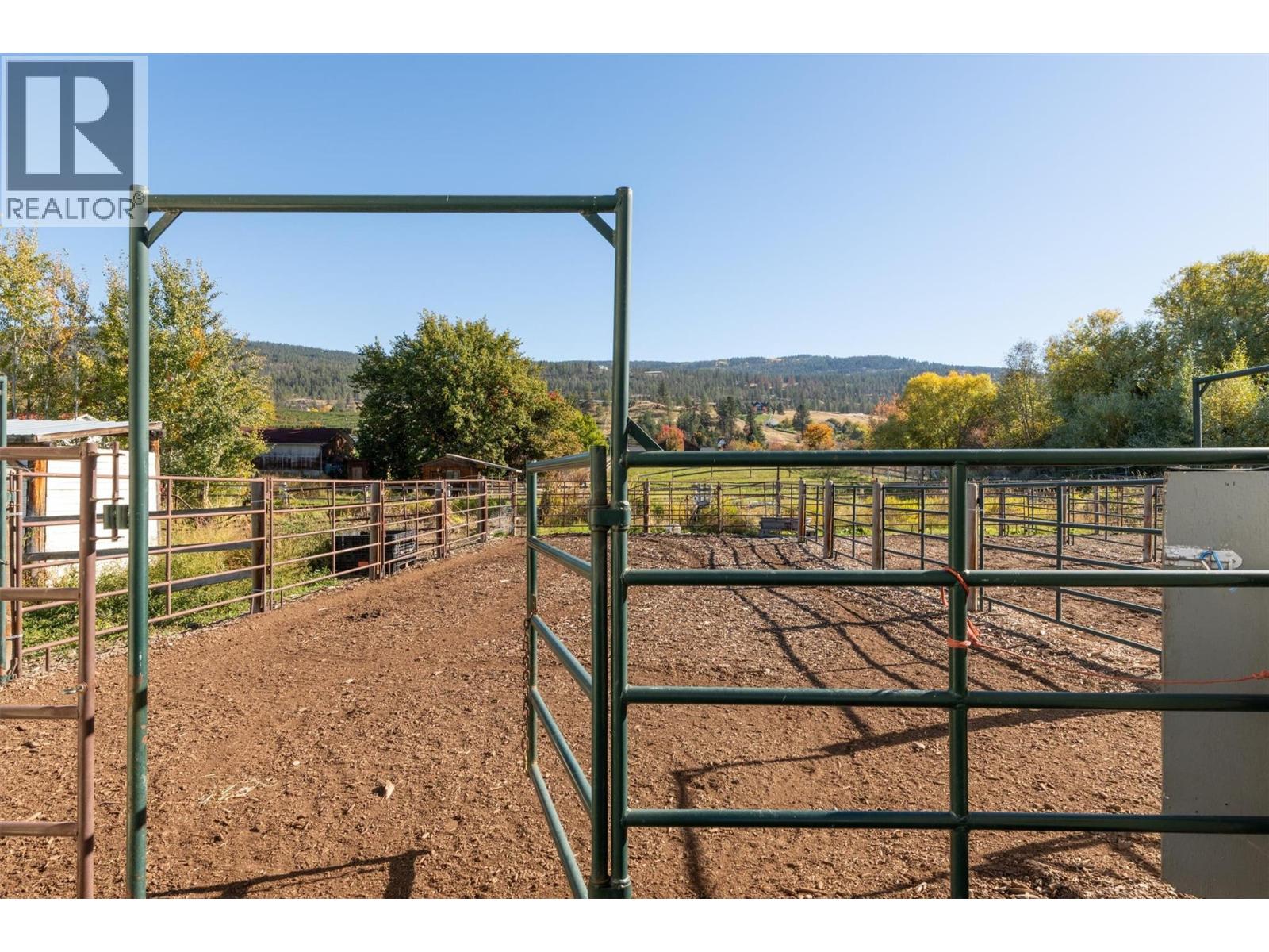 5451 Whelan Road, Kelowna, British Columbia  V1X 7V5 - Photo 10 - 10403570