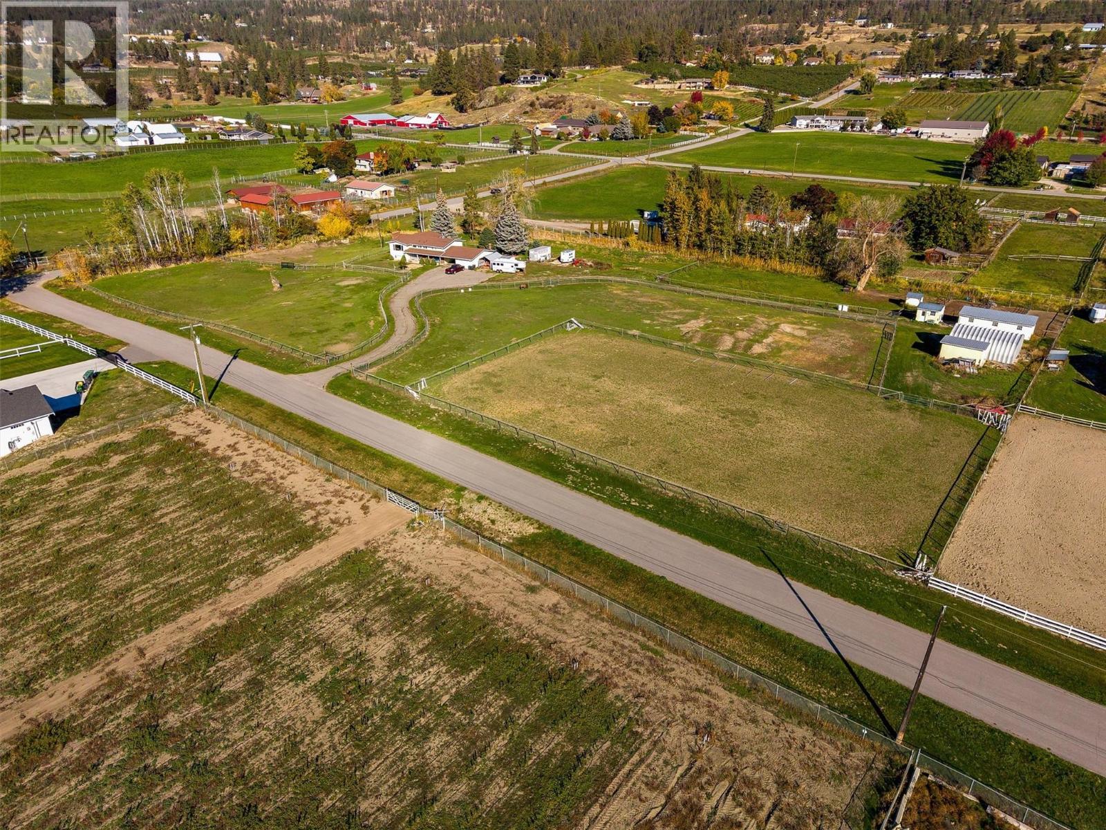 5451 Whelan Road, Kelowna, British Columbia  V1X 7V5 - Photo 3 - 10403570