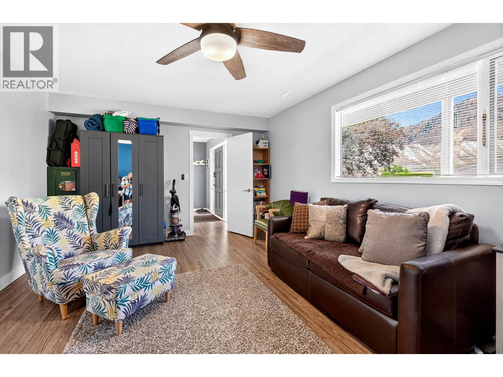 6555 Chukar Drive, Kamloops, British Columbia  V2C 4T9 - Photo 8 - 10403821