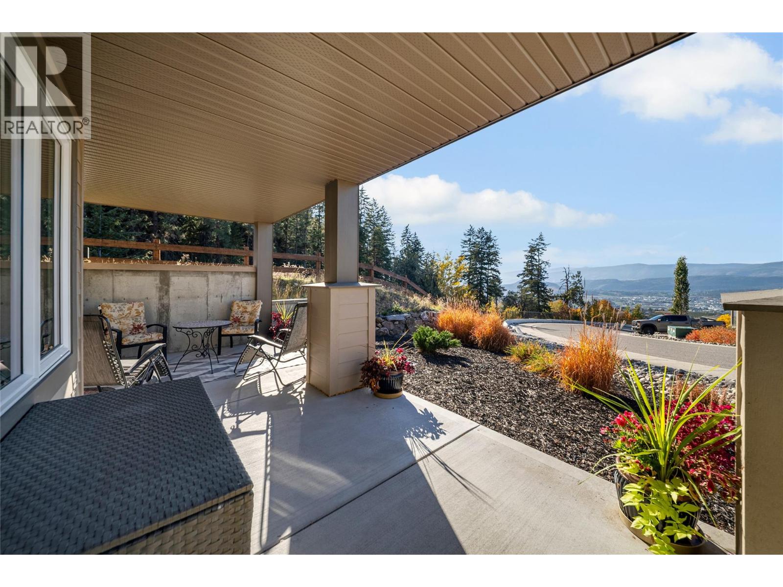 2345 Spring Lane, Kelowna, British Columbia  V1P 1T8 - Photo 42 - 10403492