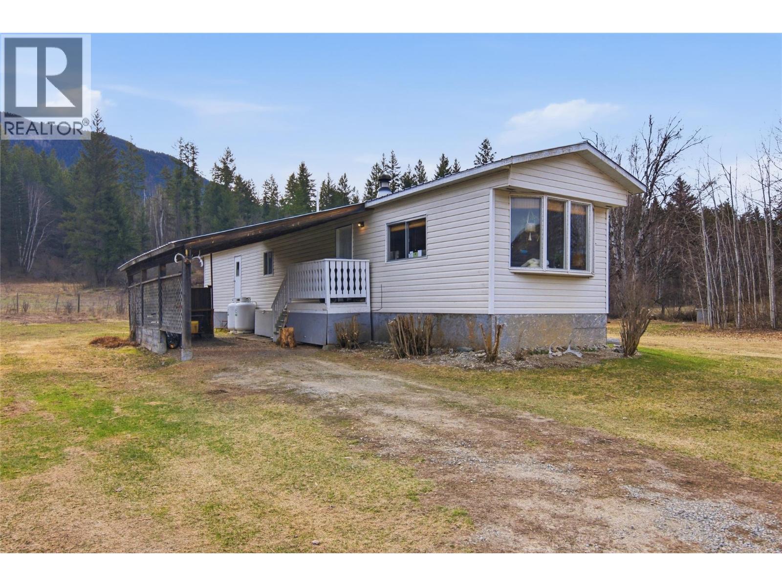 4048 Dixon Mountain Road, Barriere, British Columbia  V0E 1E0 - Photo 2 - 10403790