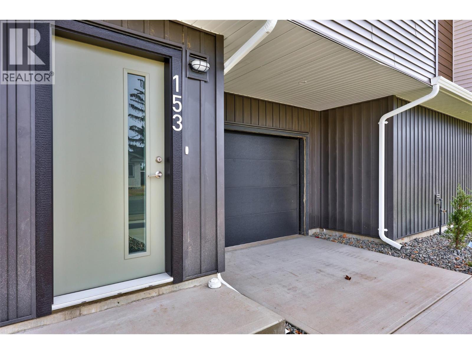 153 Park Street, Kamloops, British Columbia  V2B 4A7 - Photo 4 - 10403749