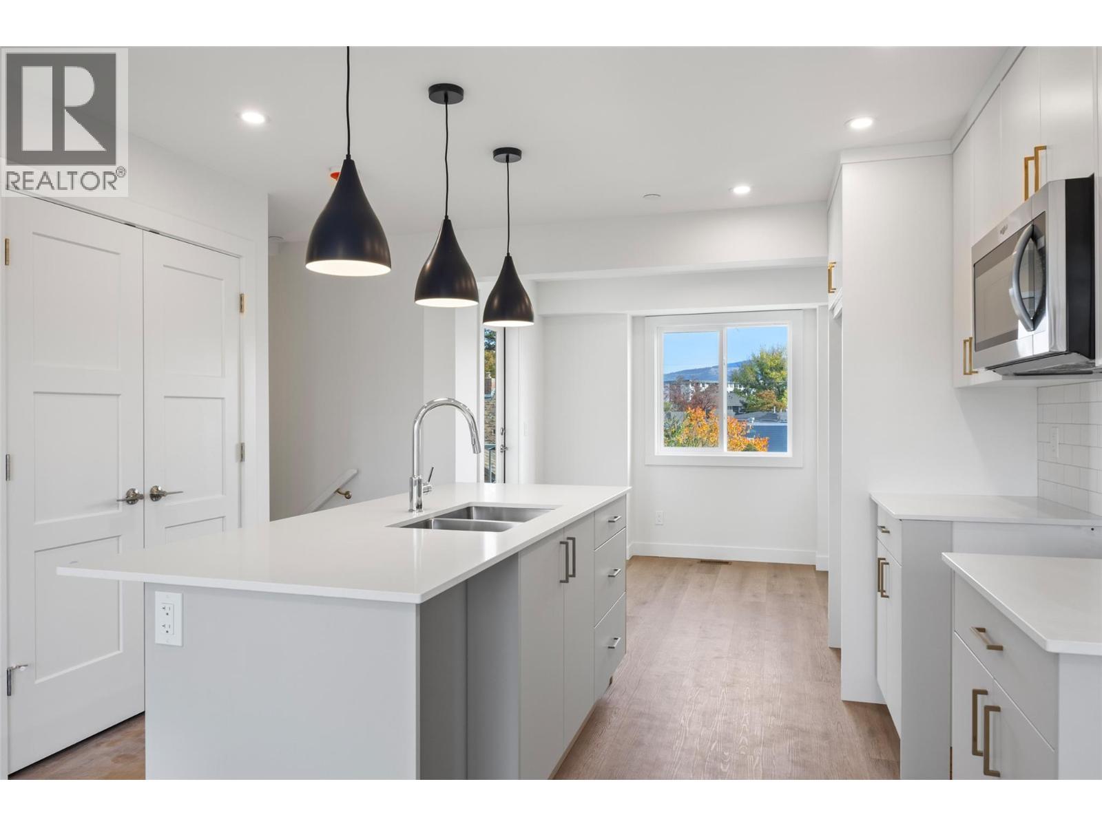 151 Park Street, Kamloops, British Columbia  V2B 4A7 - Photo 6 - 10403747