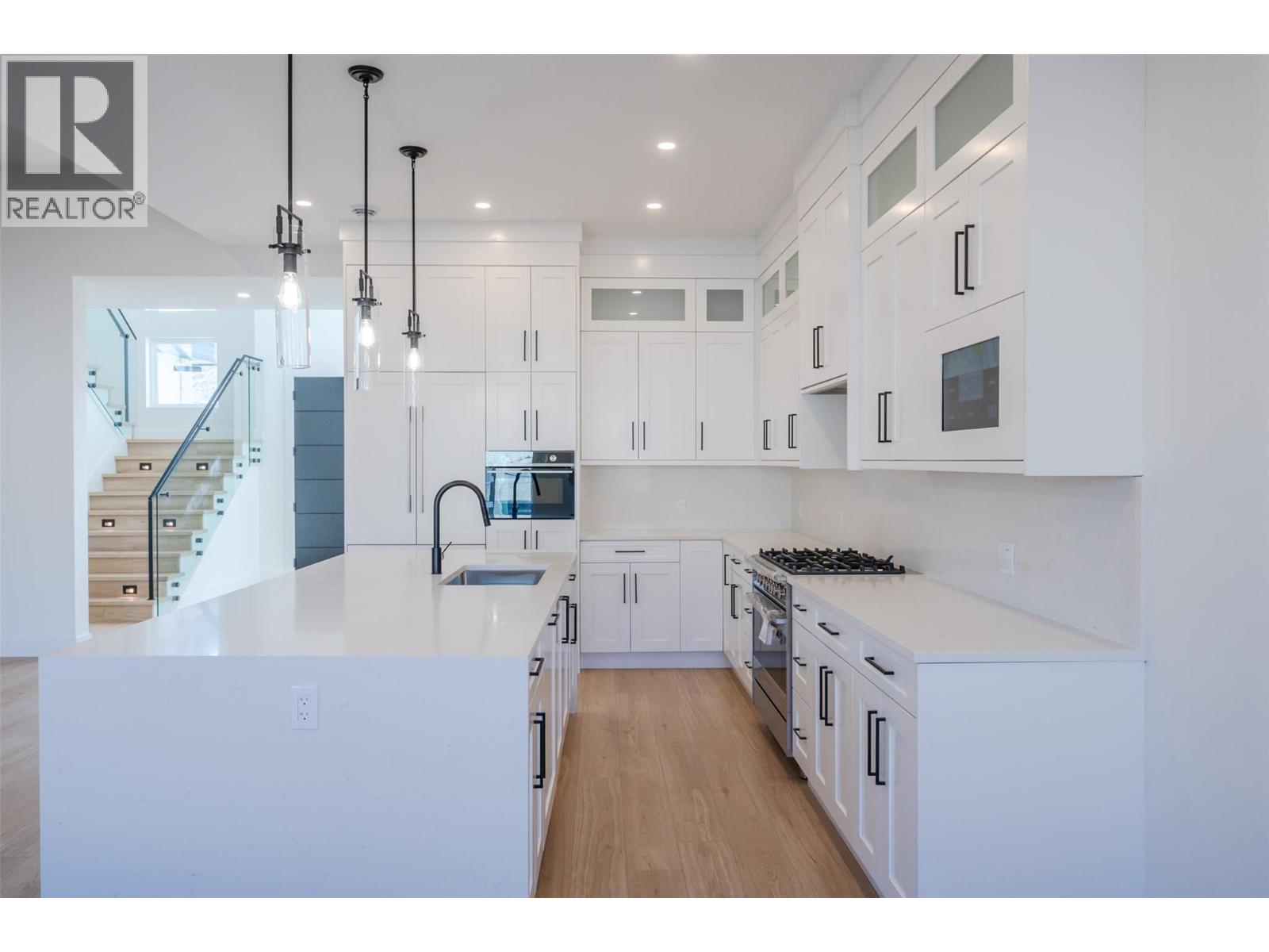 1125 Antler Drive, Penticton, British Columbia  V2A 9G6 - Photo 11 - 10403762