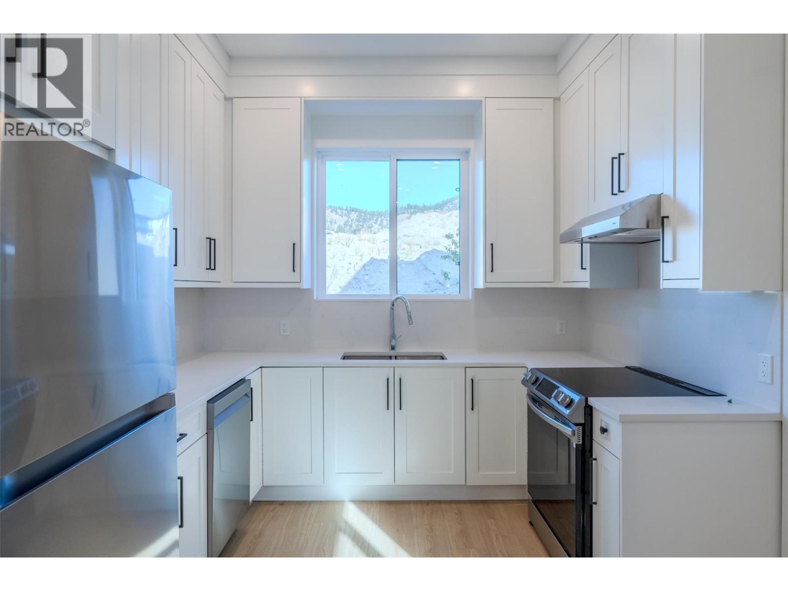 1125 Antler Drive, Penticton, British Columbia  V2A 9G6 - Photo 41 - 10403762
