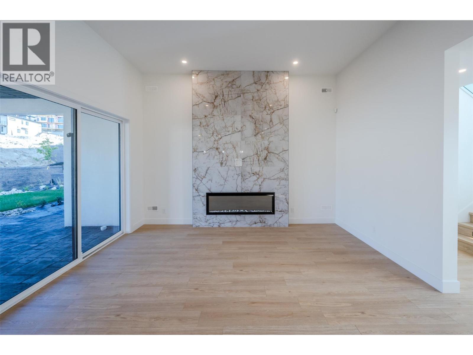 1125 Antler Drive, Penticton, British Columbia  V2A 9G6 - Photo 5 - 10403762