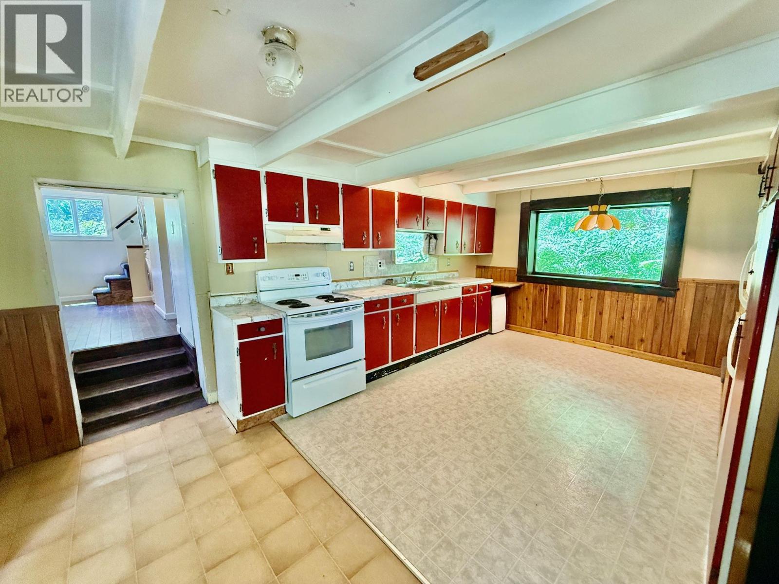4019 Saunders Road, Passmore, British Columbia  V0G 2J0 - Photo 11 - 10403794