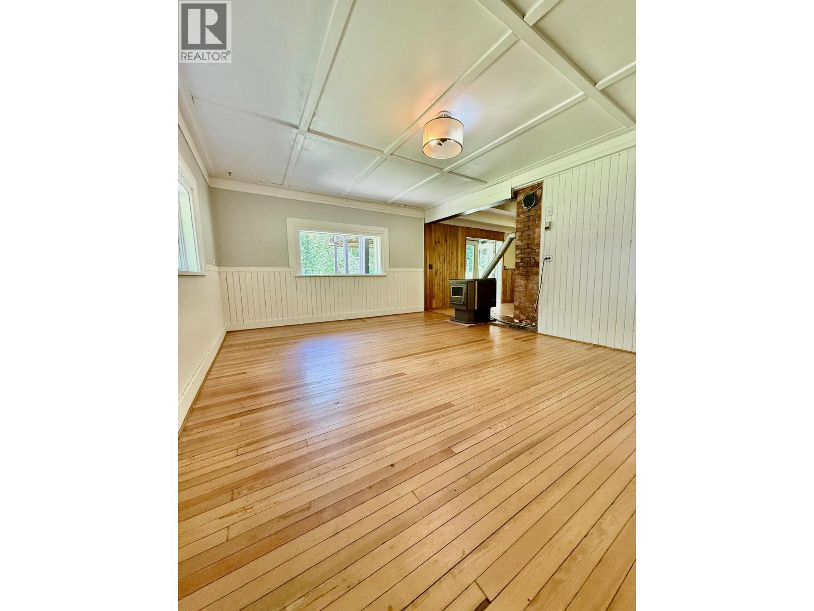 4019 Saunders Road, Passmore, British Columbia  V0G 2J0 - Photo 14 - 10403794