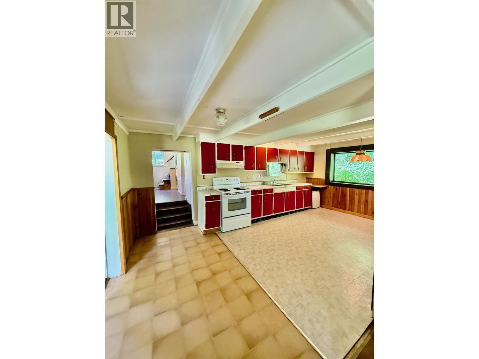 4019 Saunders Road, Passmore, British Columbia  V0G 2J0 - Photo 16 - 10403794