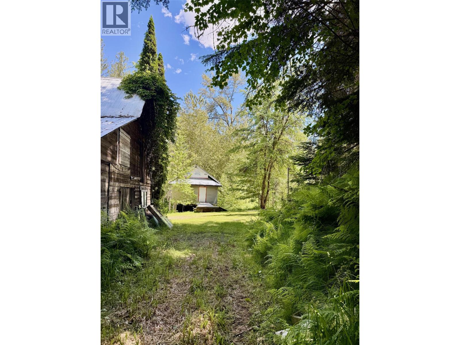4019 Saunders Road, Passmore, British Columbia  V0G 2J0 - Photo 6 - 10403794