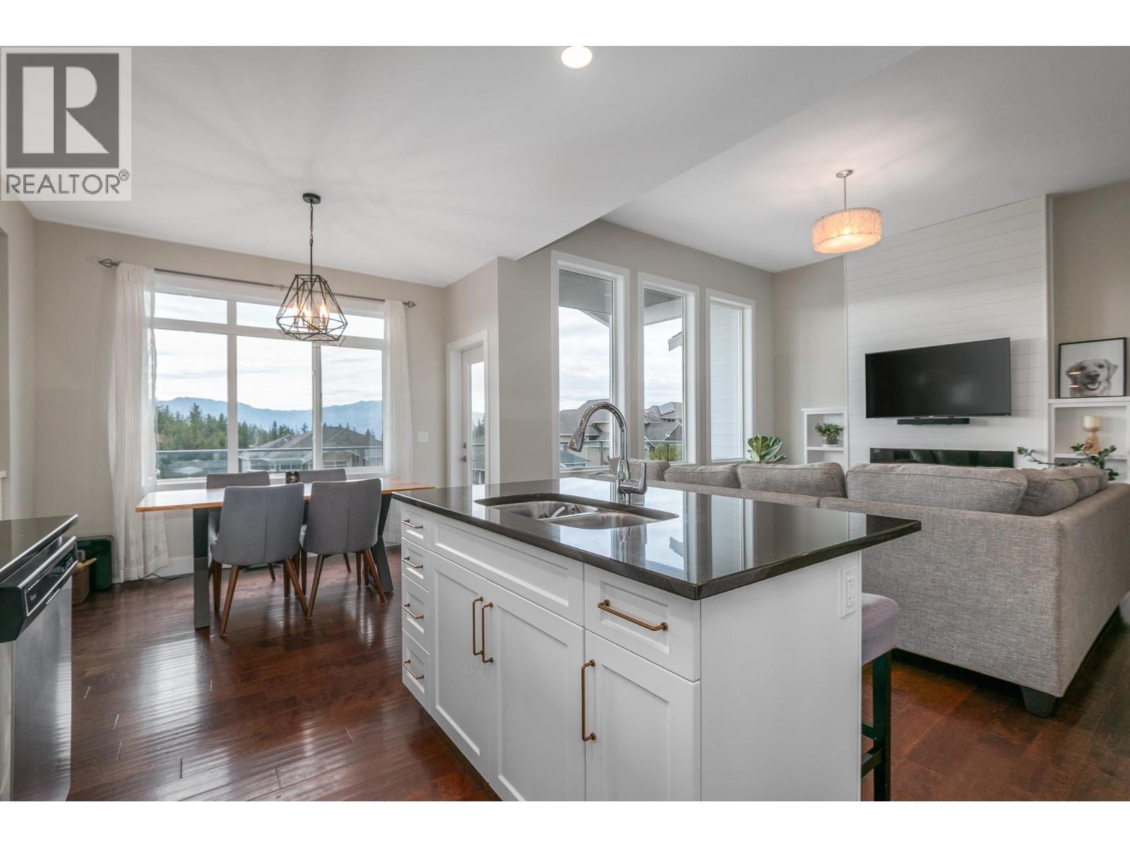 2420 Tallus Heights Drive, West Kelowna, British Columbia  V4T 3M2 - Photo 16 - 10403696