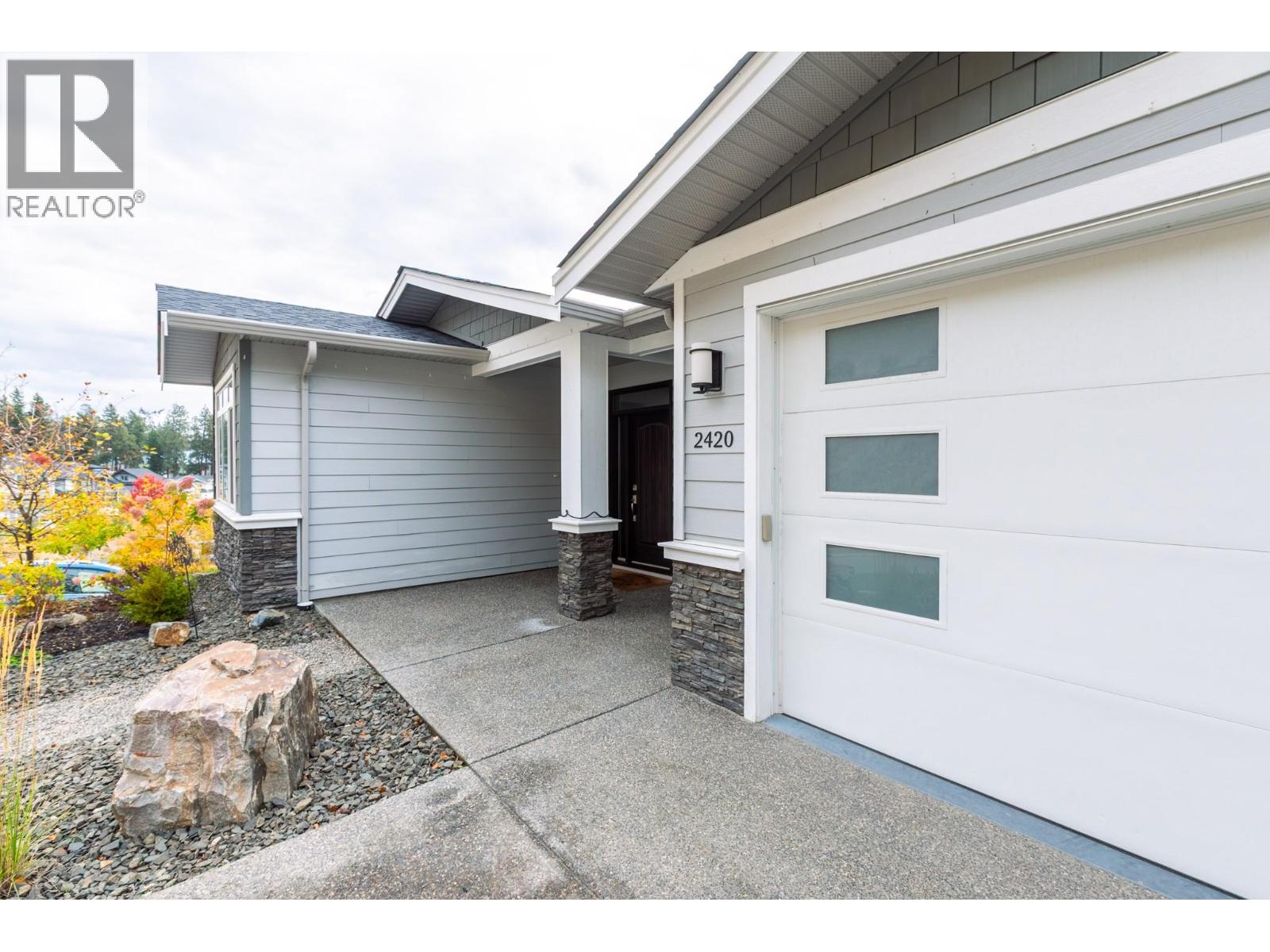 2420 Tallus Heights Drive, West Kelowna, British Columbia  V4T 3M2 - Photo 3 - 10403696