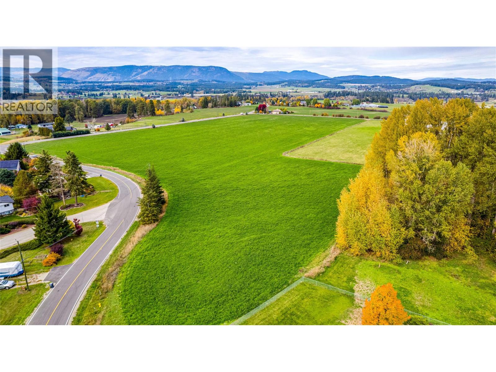 1575 Mcleod Road, Armstrong, British Columbia  V0E 1B8 - Photo 13 - 10403608