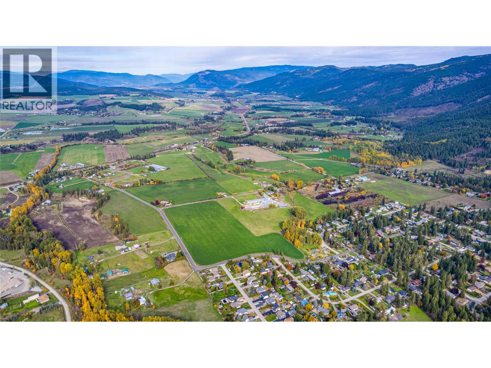 1575 Mcleod Road, Armstrong, British Columbia  V0E 1B8 - Photo 5 - 10403608