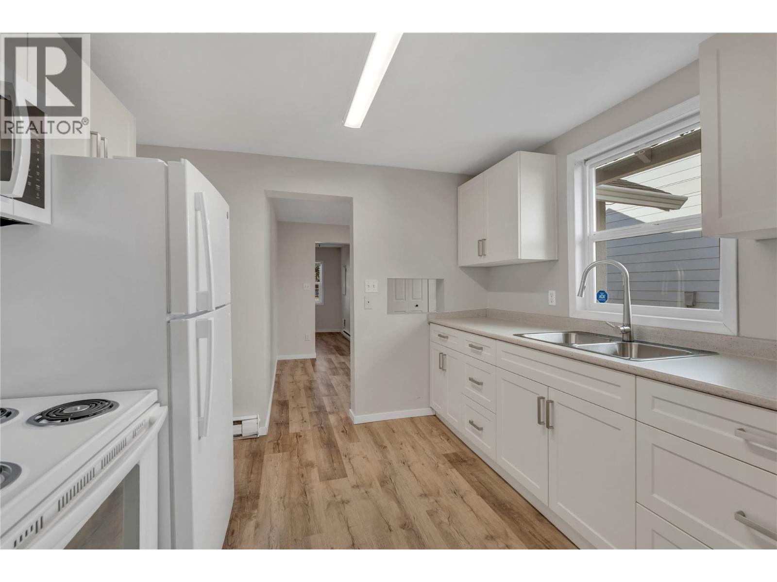468 Wade Avenue W, Penticton, British Columbia  V2A 1V4 - Photo 11 - 10403811