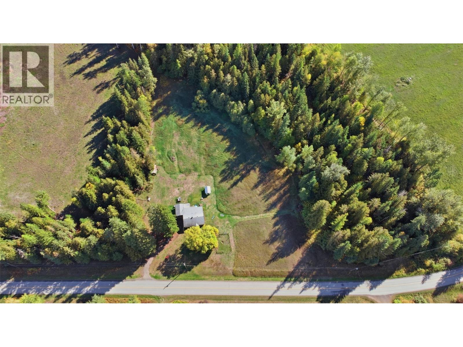 2613 Lumby Mabel Lake Road, Lumby, British Columbia  V0E 2G6 - Photo 14 - 10403803