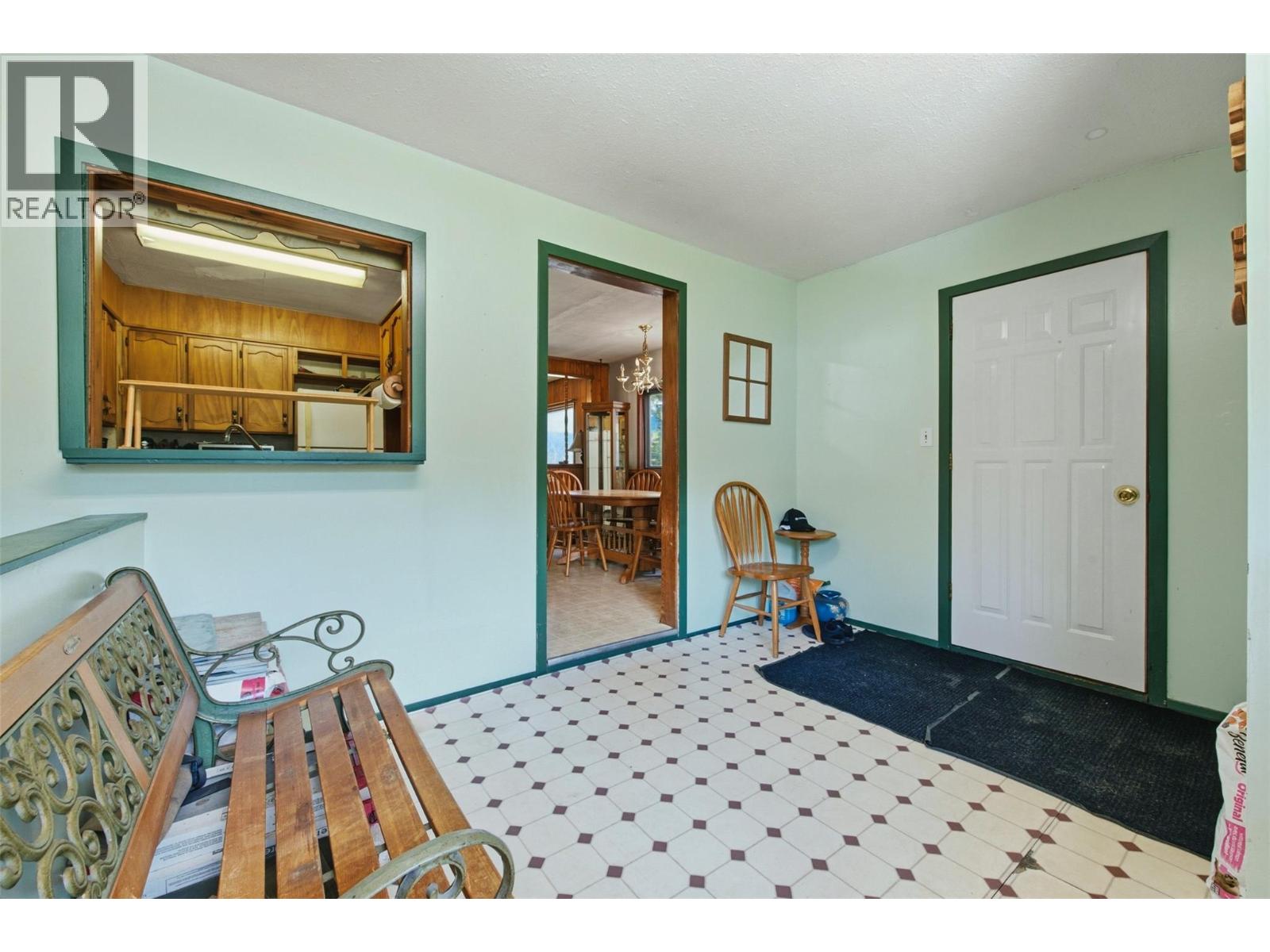 2613 Lumby Mabel Lake Road, Lumby, British Columbia  V0E 2G6 - Photo 20 - 10403803