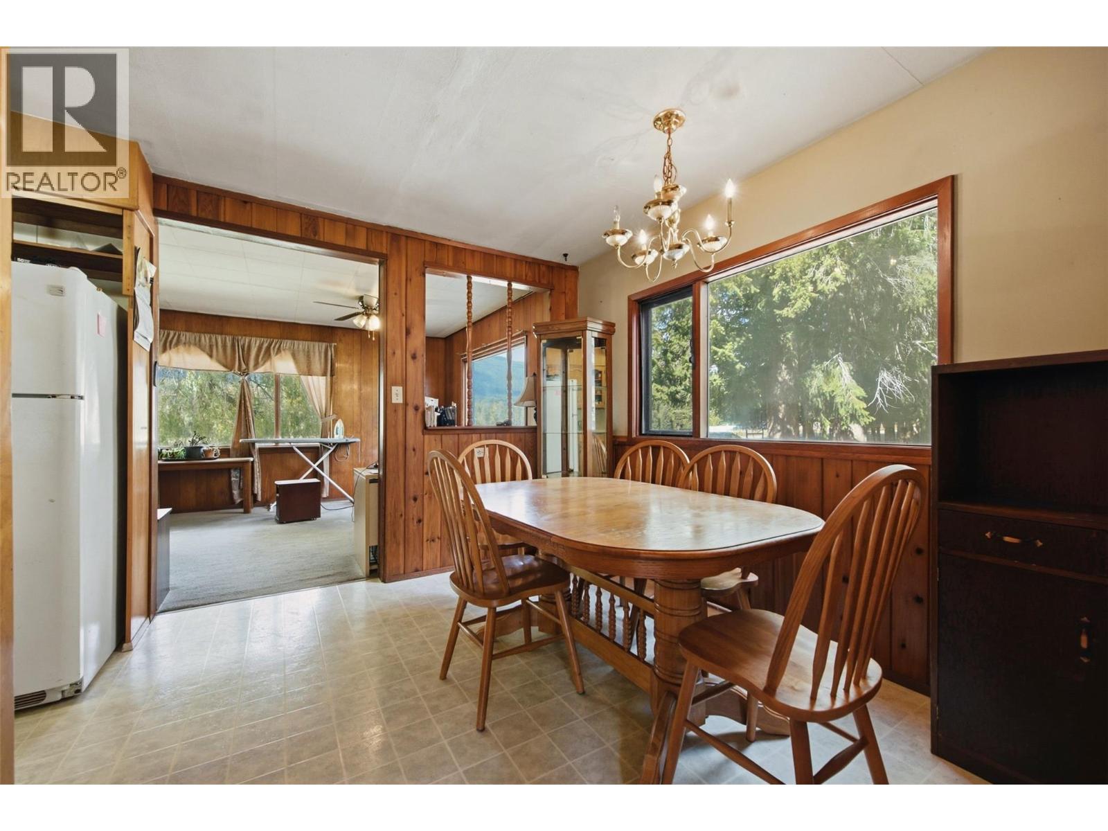 2613 Lumby Mabel Lake Road, Lumby, British Columbia  V0E 2G6 - Photo 21 - 10403803