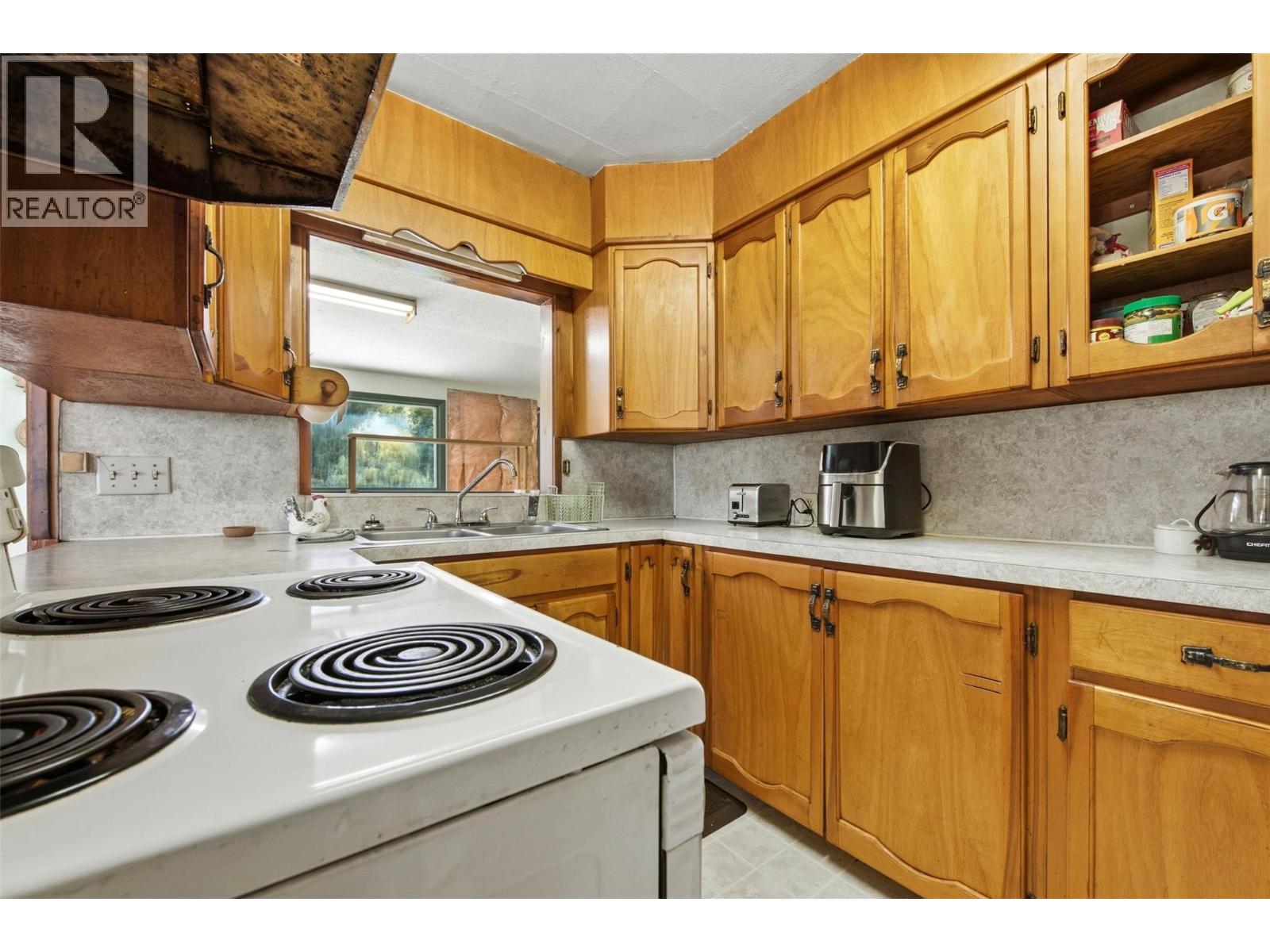 2613 Lumby Mabel Lake Road, Lumby, British Columbia  V0E 2G6 - Photo 23 - 10403803