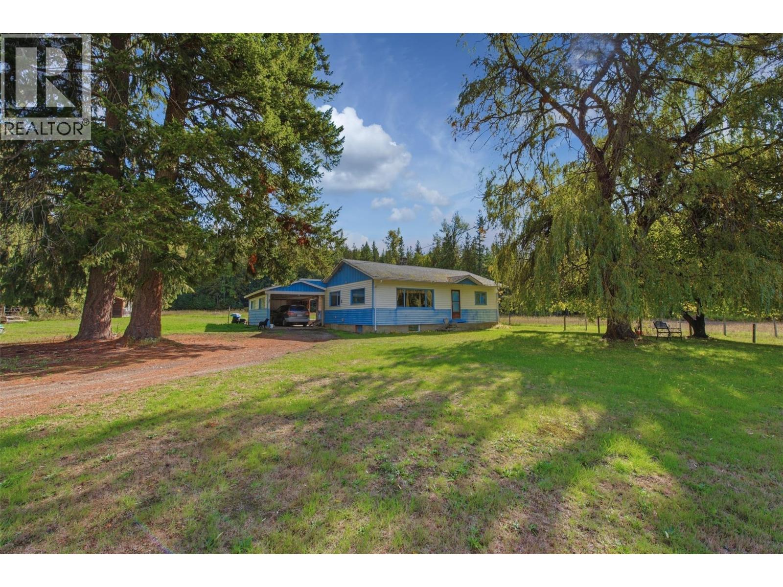 2613 Lumby Mabel Lake Road, Lumby, British Columbia  V0E 2G6 - Photo 4 - 10403803