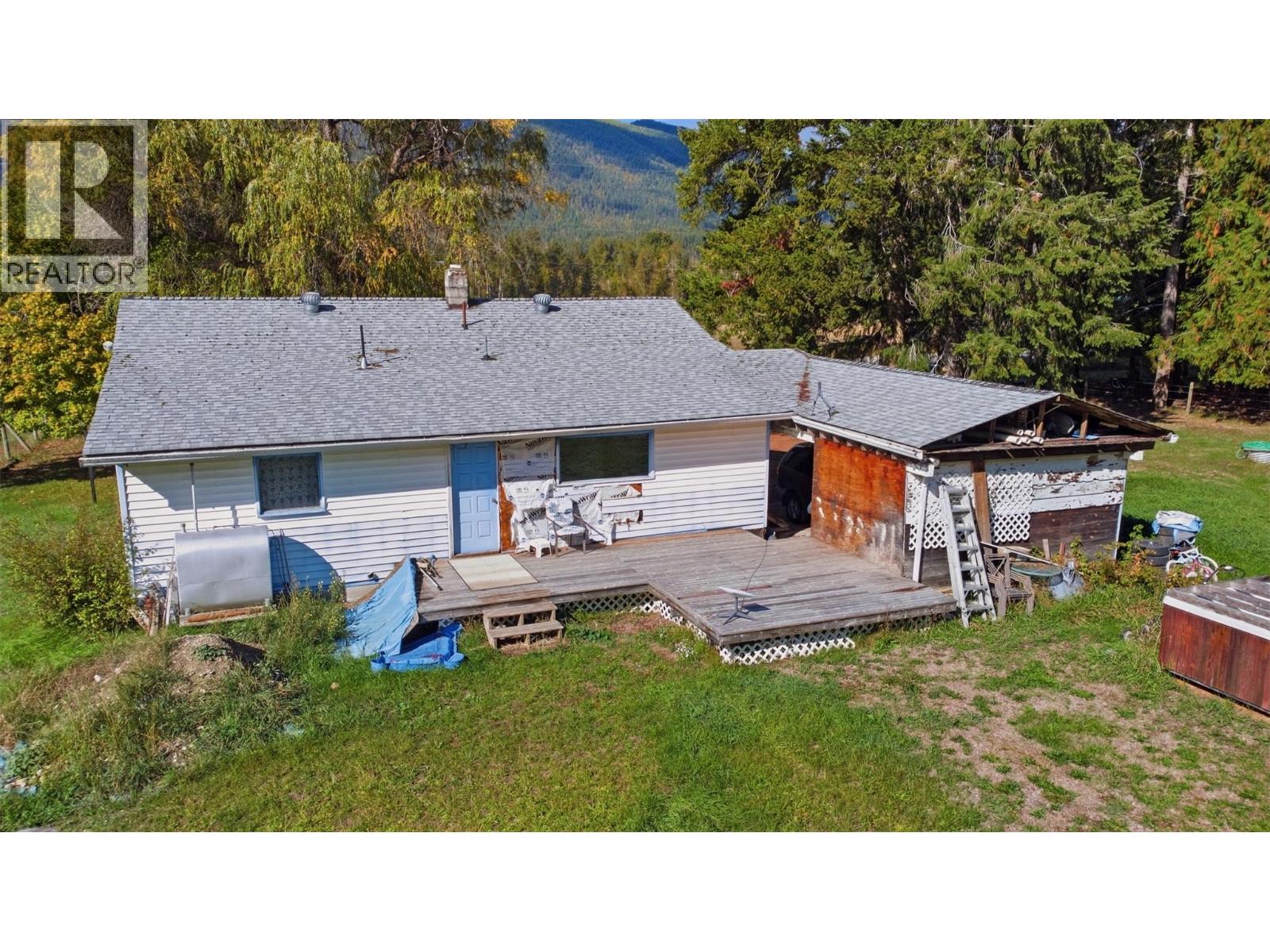 2613 Lumby Mabel Lake Road, Lumby, British Columbia  V0E 2G6 - Photo 8 - 10403803